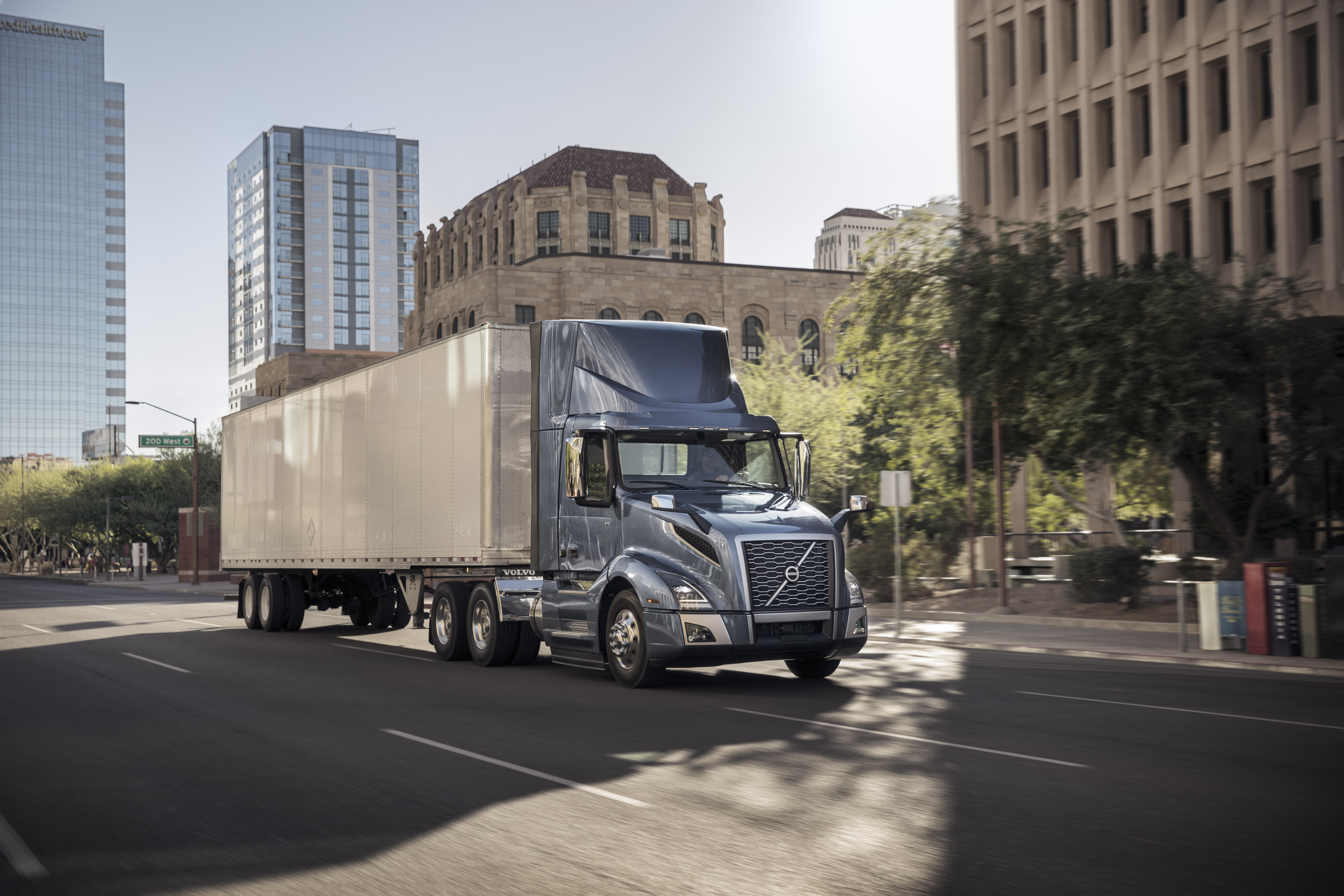 Volvo Trucks VNL 300 Now Available with Cummins ISX12N Near