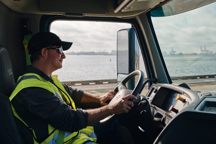 Volvo VNR Electric’s Cabin