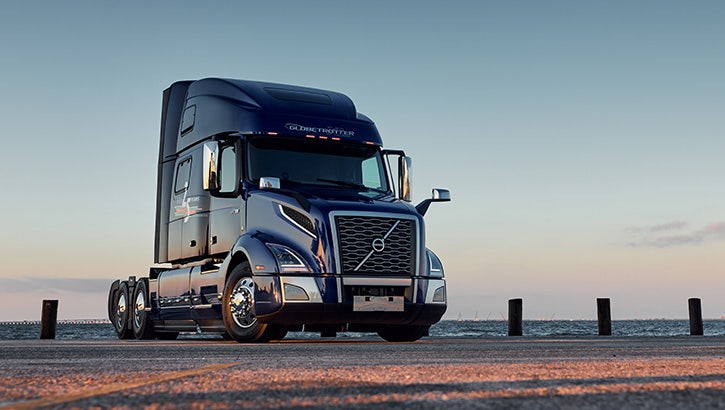 Volvo VNL Exterior Sleek-Design